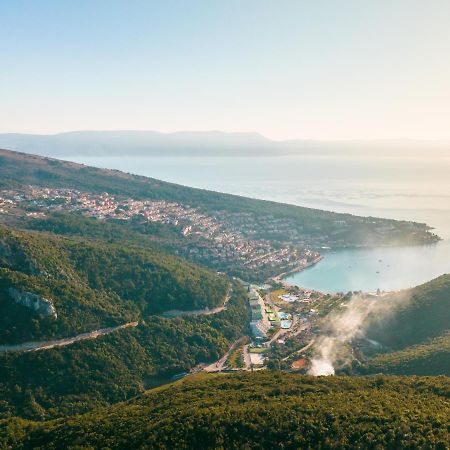 D&A Superior Apartman Rabac Bagian luar foto